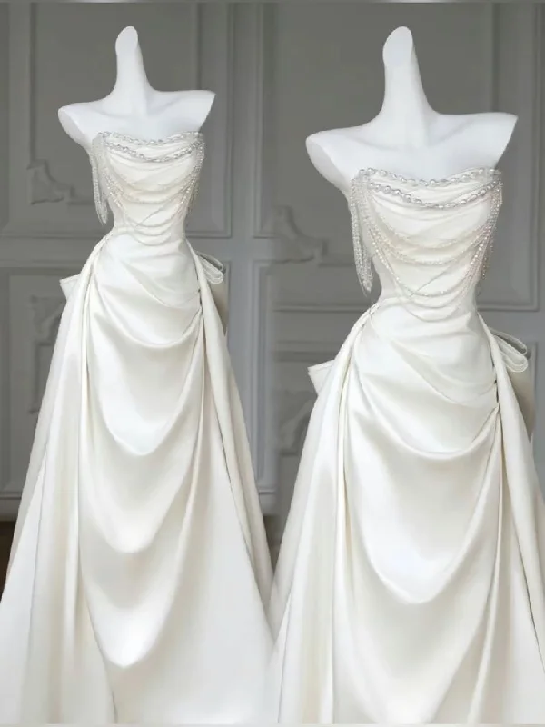 Elegant ivory strapless satin long wedding dress        S6404