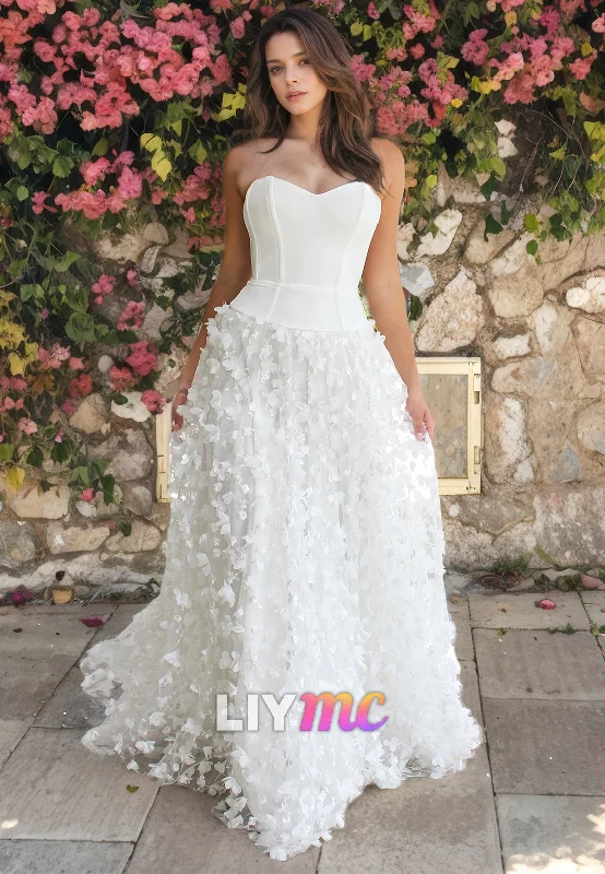 Sweetheart Sleeveless Floral Embellished A-Line Wedding Dress