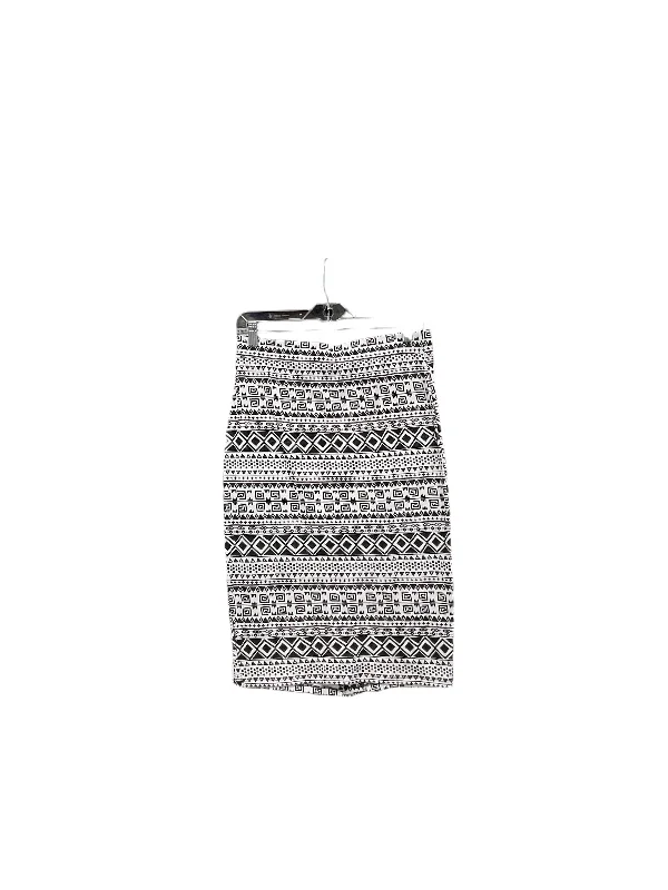 Skirt Midi By Iris In Black & White, Size: L