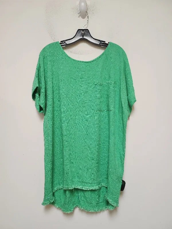 Top Short Sleeve By Umgee In Green, Size: L