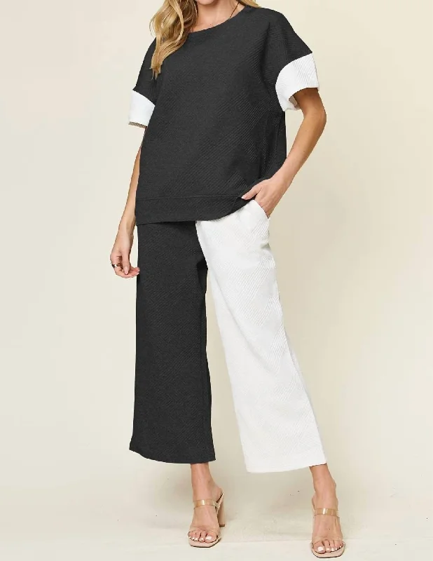 Chic Textured T-Shirt & Pants Set In White