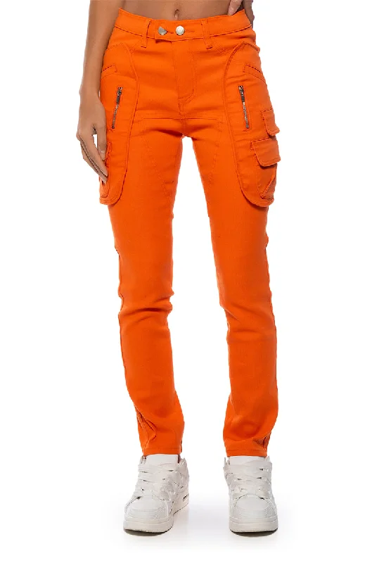 GO HARD CARGO POCKET SKINNY LEG PANT